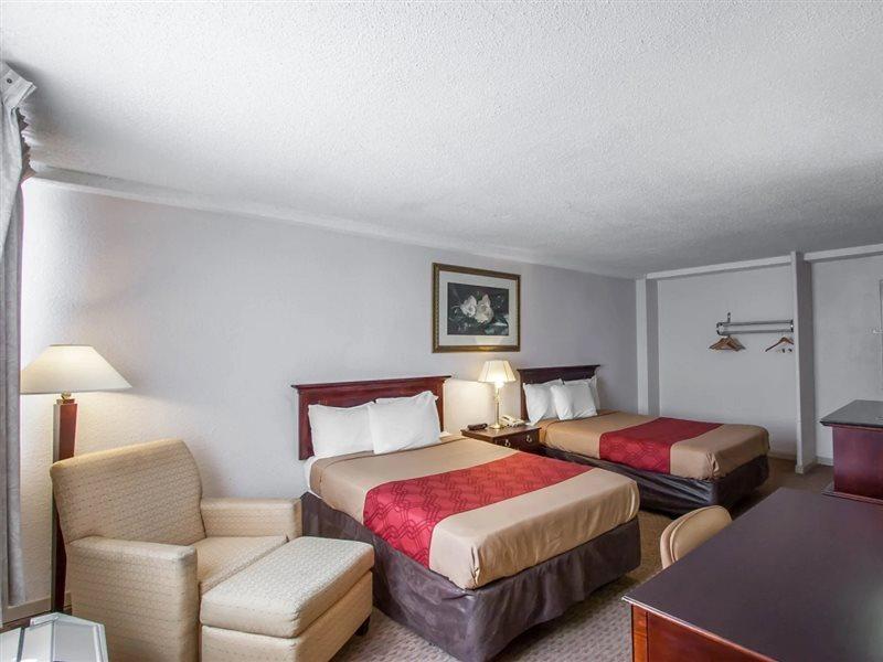 Econo Lodge Downtown Memphis Buitenkant foto