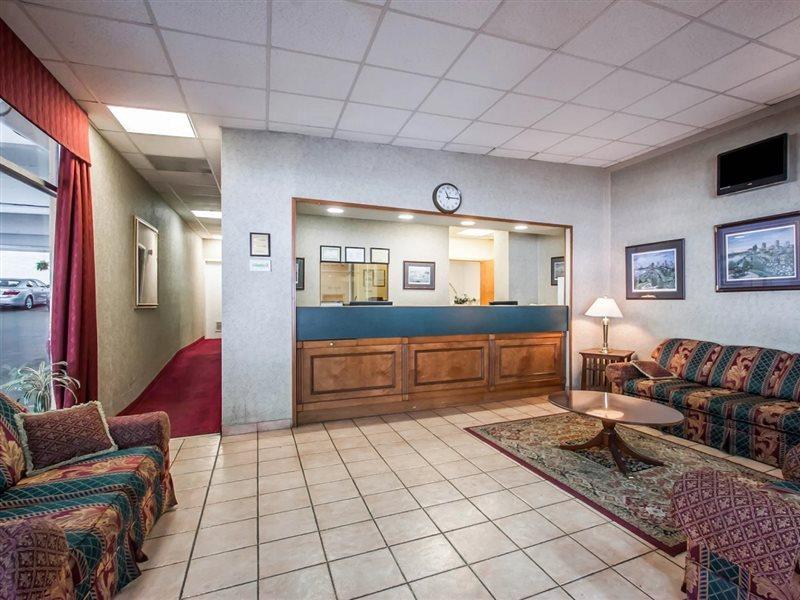 Econo Lodge Downtown Memphis Buitenkant foto